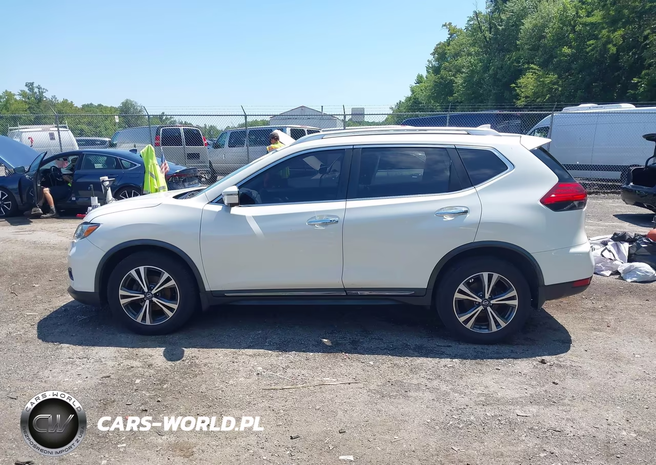 2017 Nissan Rogue Sl VIN:JN8AT2MVXHW251389 - 14