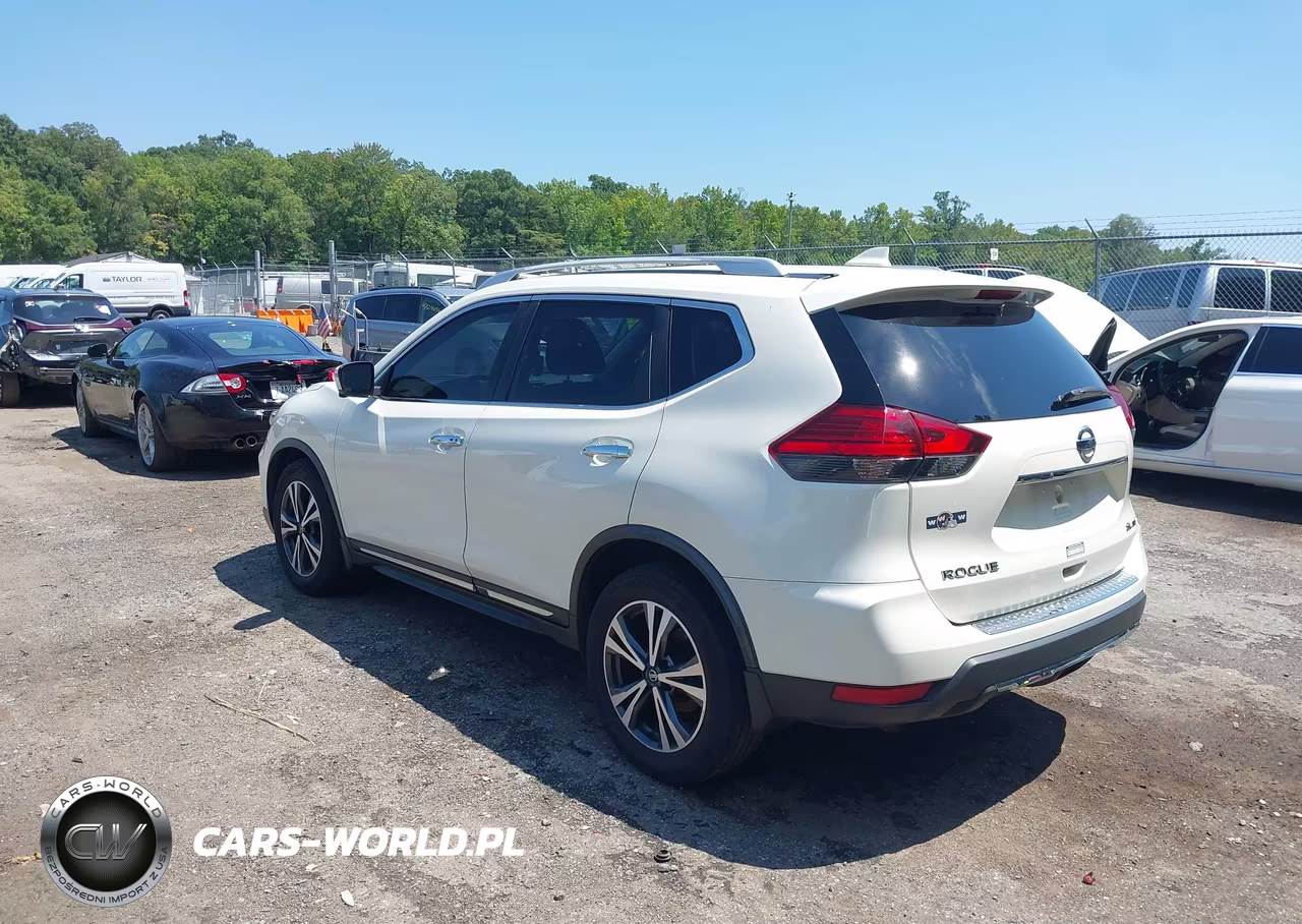 2017 Nissan Rogue Sl VIN:JN8AT2MVXHW251389 - 3