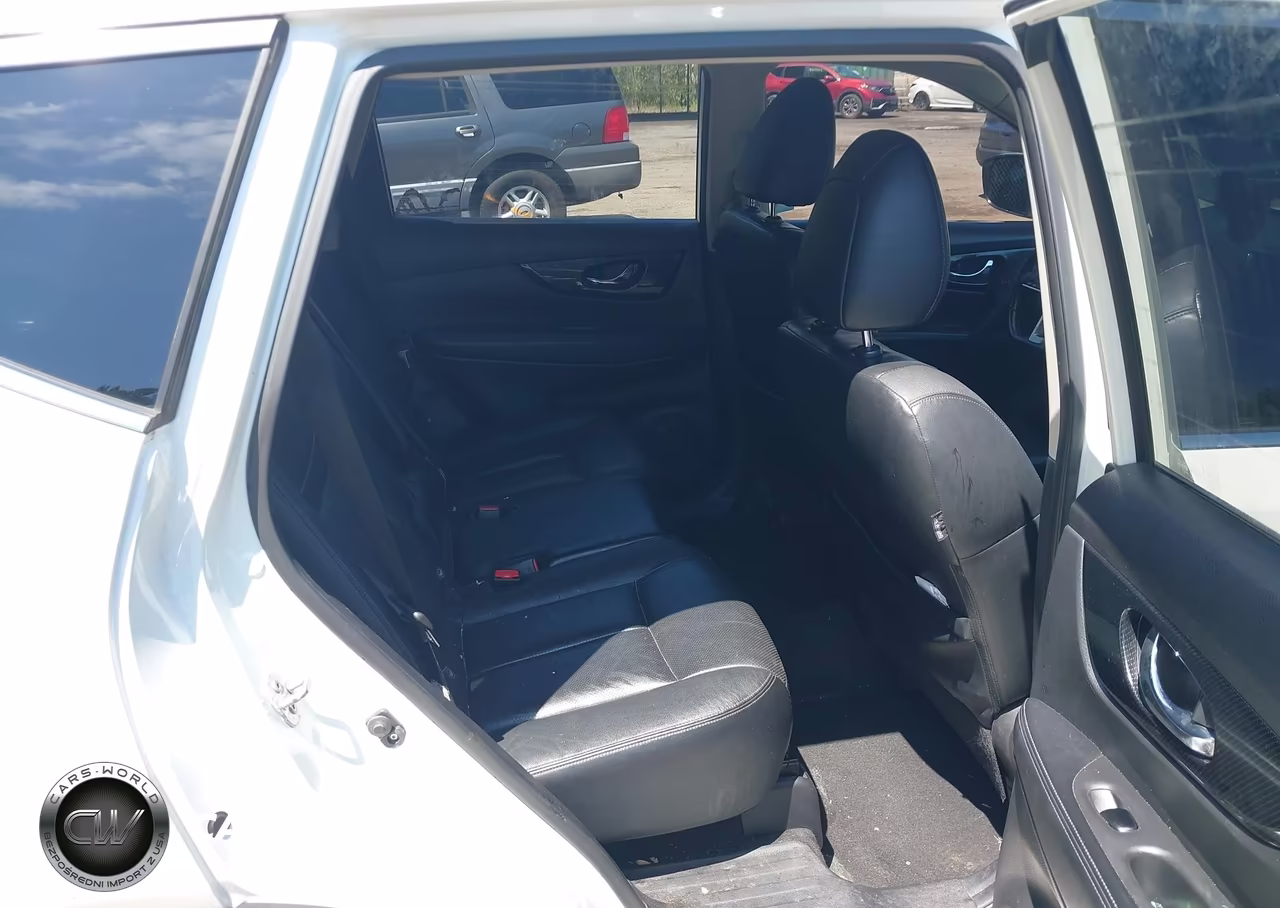 2017 Nissan Rogue Sl VIN:JN8AT2MVXHW251389 - 8