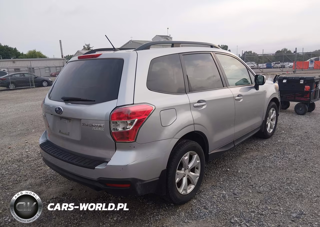 2015 Subaru Forester 2.5I Premium VIN:JF2SJADC6FH458847 - 4