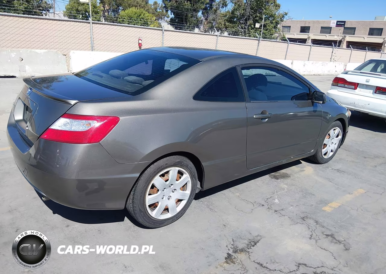 2008 Honda Civic Lx VIN:2HGFG12628H574833 - 4