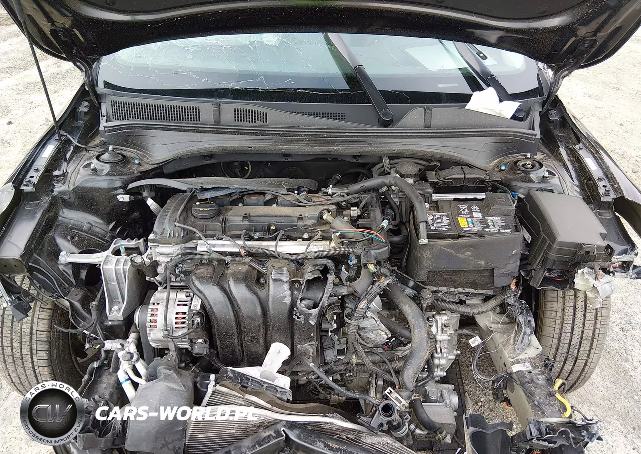 2024 Kia Forte Lxs VIN:3KPF24AD7RE760461 - 10