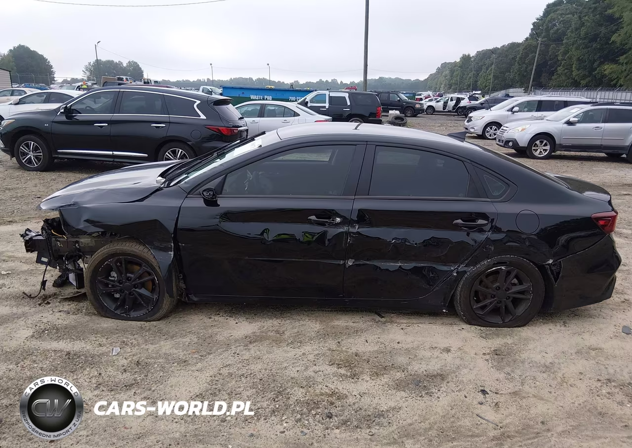2024 Kia Forte Lxs VIN:3KPF24AD7RE760461 - 14