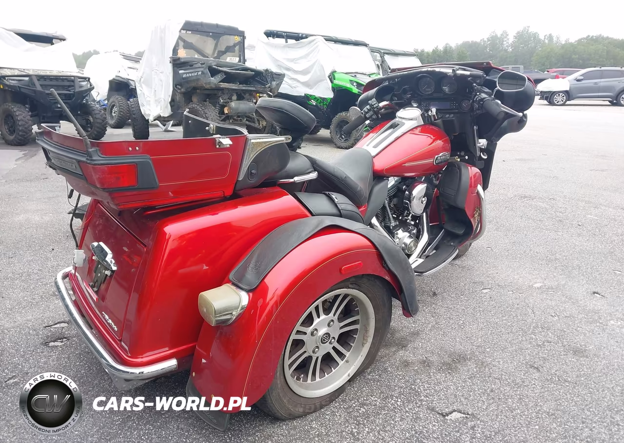 2013 Harley-Davidson Flhtcutg Tri Glide Ultra Classic VIN:1HD1MAM14DB850045 - 4