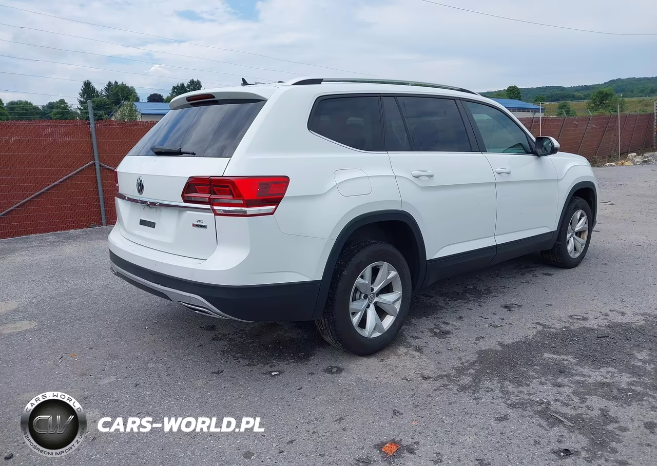 2018 Volkswagen Atlas 3.6L V6 S VIN:1V2GR2CA0JC534425 - 4