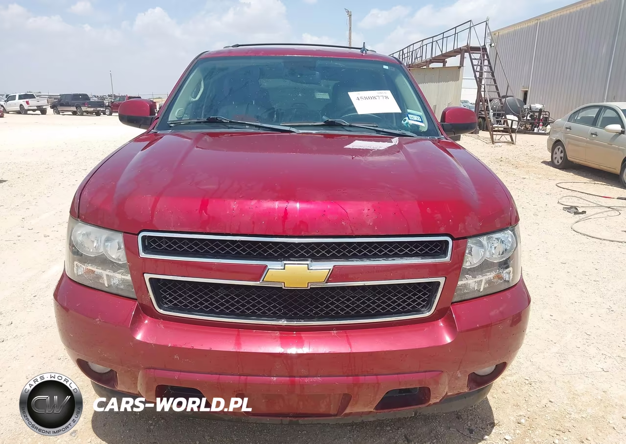 2011 Chevrolet Tahoe Lt VIN:1GNSCBE01BR267352 - 12