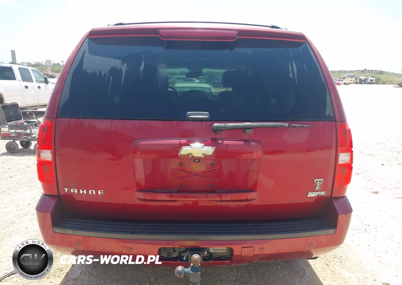 2011 Chevrolet Tahoe Lt VIN:1GNSCBE01BR267352 - 16