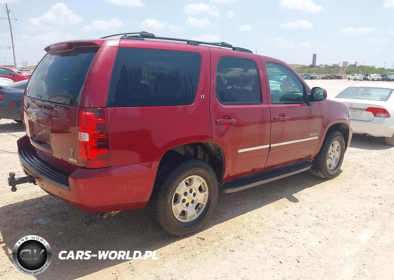 2011 Chevrolet Tahoe Lt VIN:1GNSCBE01BR267352 - 4