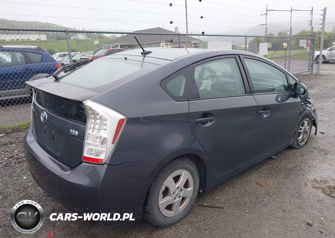 2010 Toyota Prius VIN:JTDKN3DU9A0151221 - 4