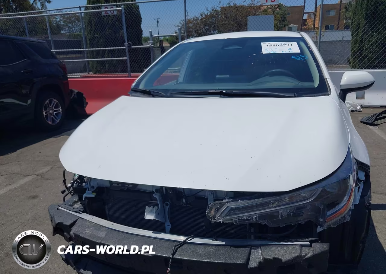 2026 Toyota Corolla Le VIN:JTDB4MEE0T3034208 - 13