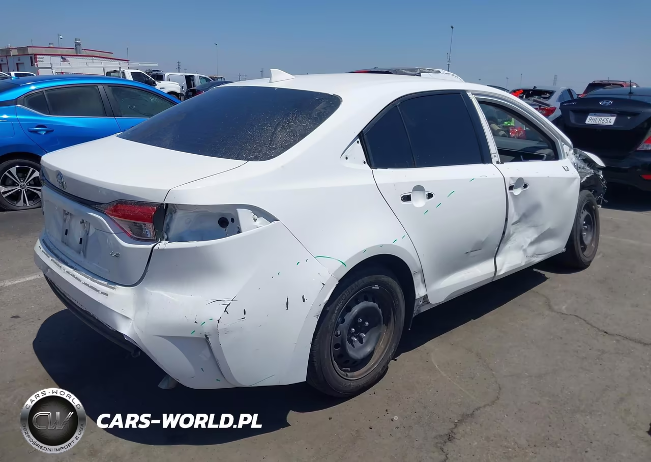 2026 Toyota Corolla Le VIN:JTDB4MEE0T3034208 - 4