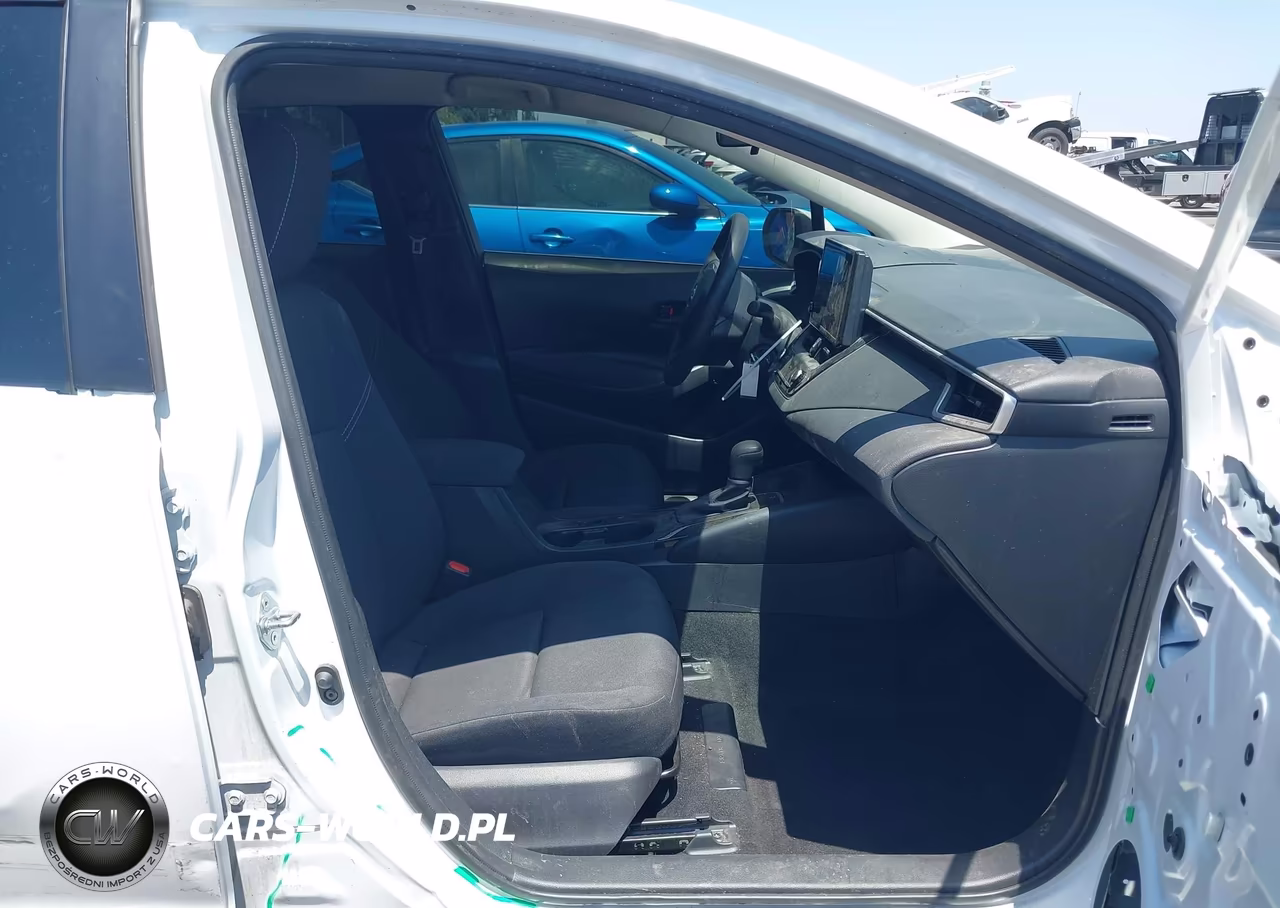 2026 Toyota Corolla Le VIN:JTDB4MEE0T3034208 - 5