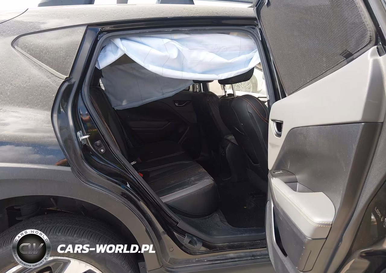 2024 Subaru Crosstrek Limited VIN:4S4GUHM65R3808187 - 8