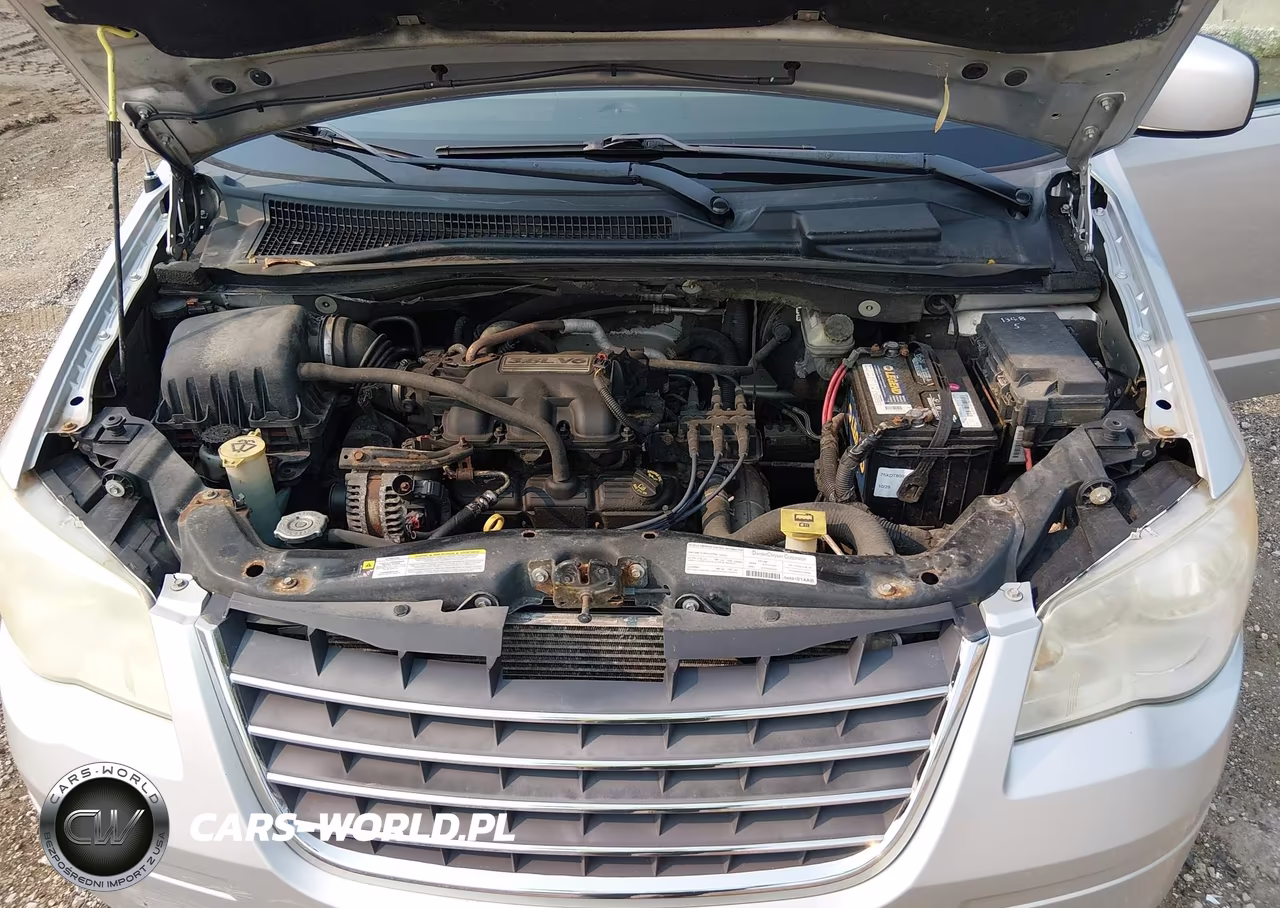 2008 Chrysler Town & Country Touring VIN:2A8HR54P98R828362 - 10