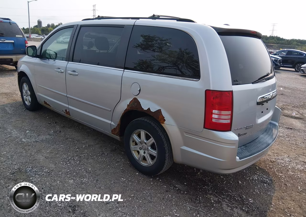 2008 Chrysler Town & Country Touring VIN:2A8HR54P98R828362 - 3