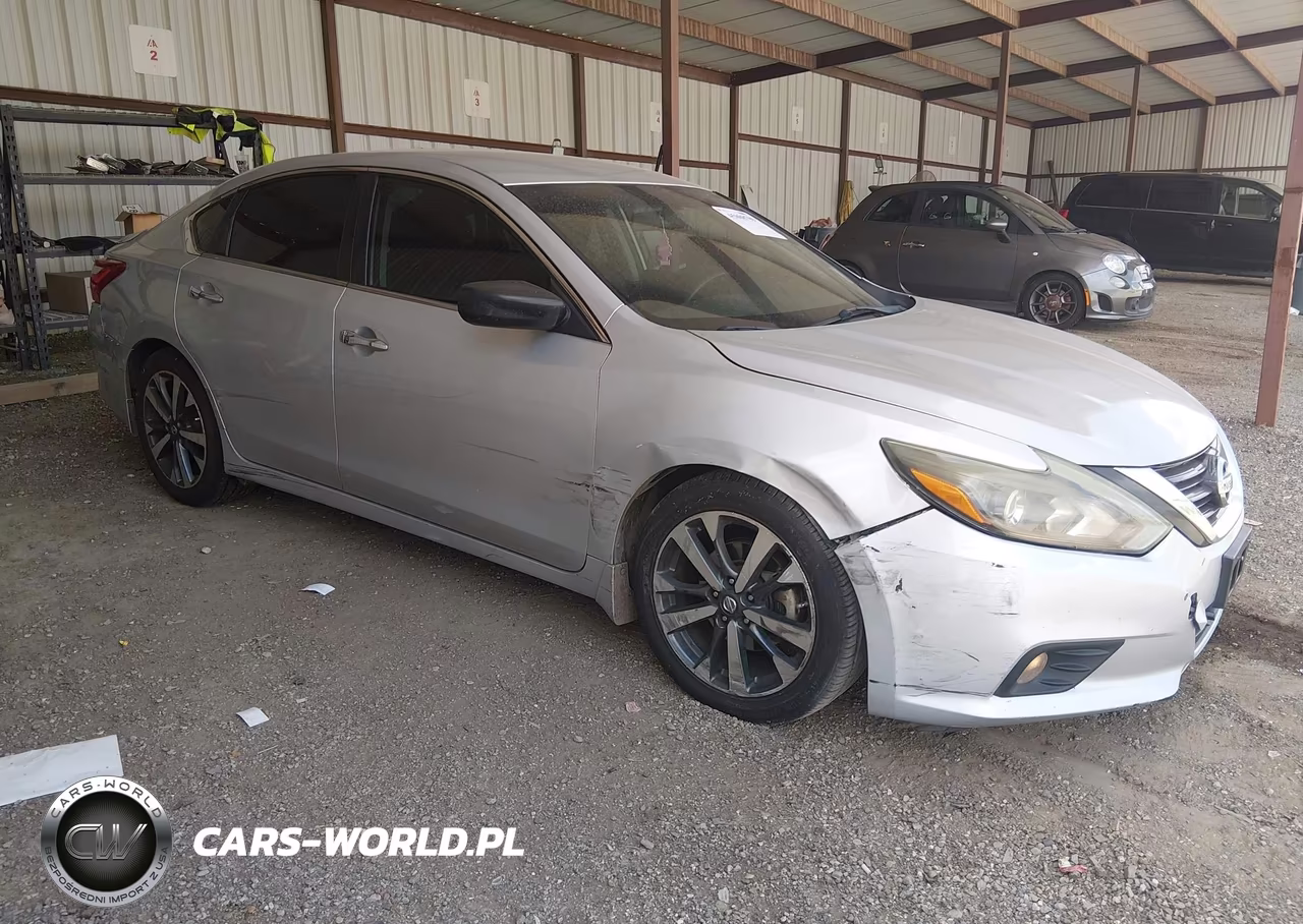 2016 Nissan Altima 2.5 Sr – zdjęcie 1 z 13