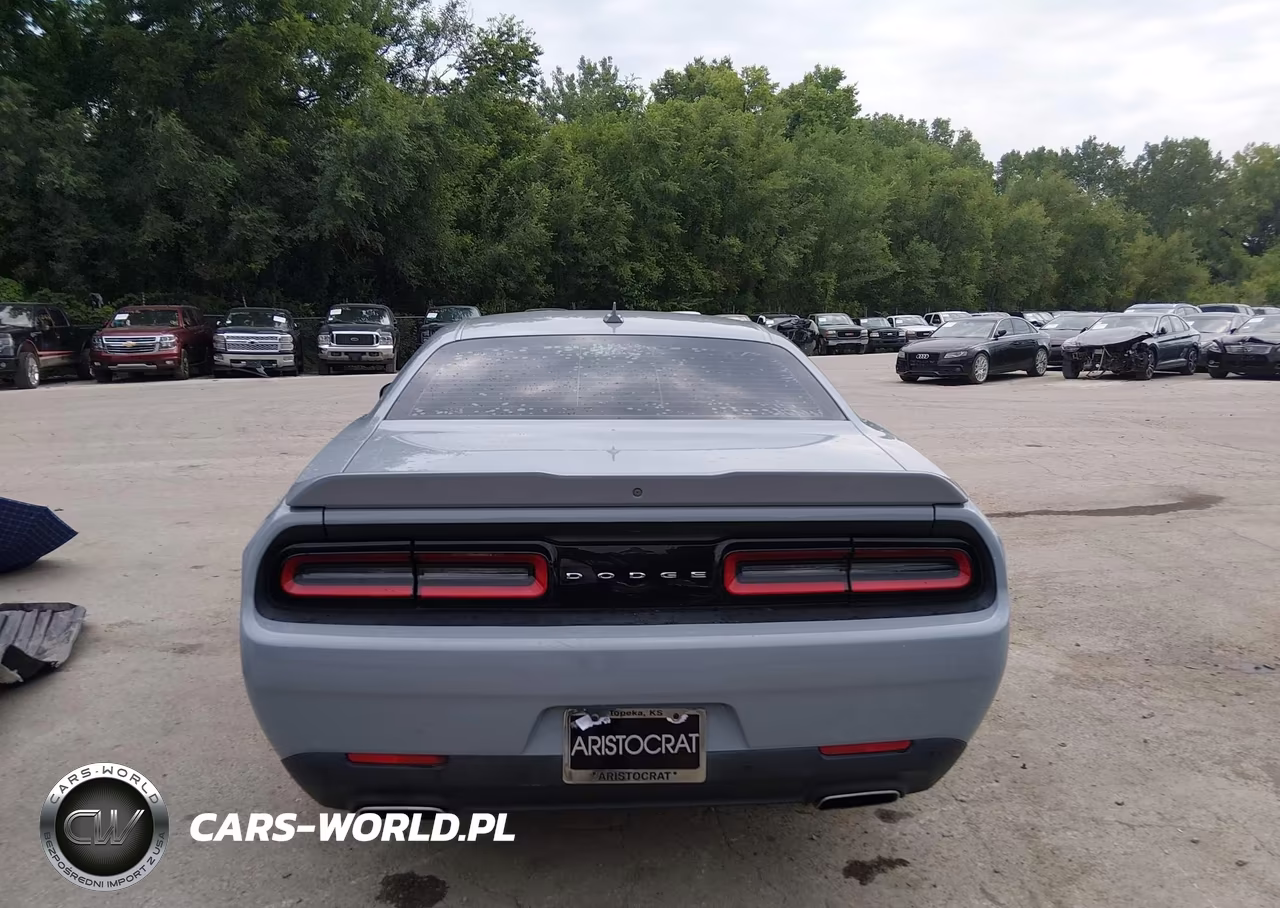 2020 Dodge Challenger Sxt VIN:2C3CDZAG5LH199147 - 17