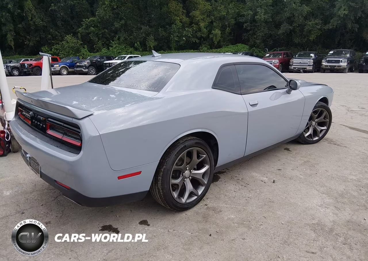 2020 Dodge Challenger Sxt VIN:2C3CDZAG5LH199147 - 4