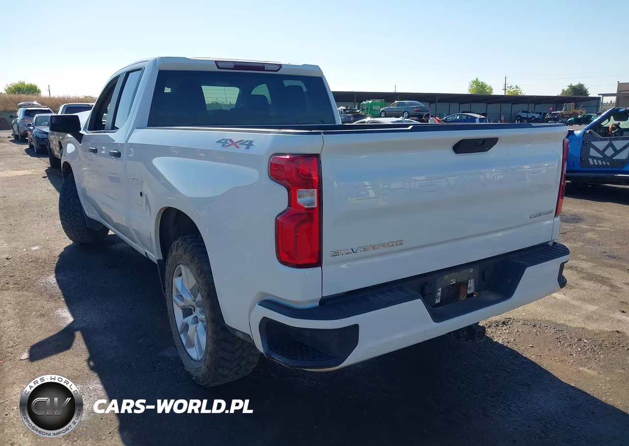 2022 Chevrolet Silverado 1500 Ltd 4Wd Standard Bed Custom VIN:1GCRYBEK9NZ216826 - 3