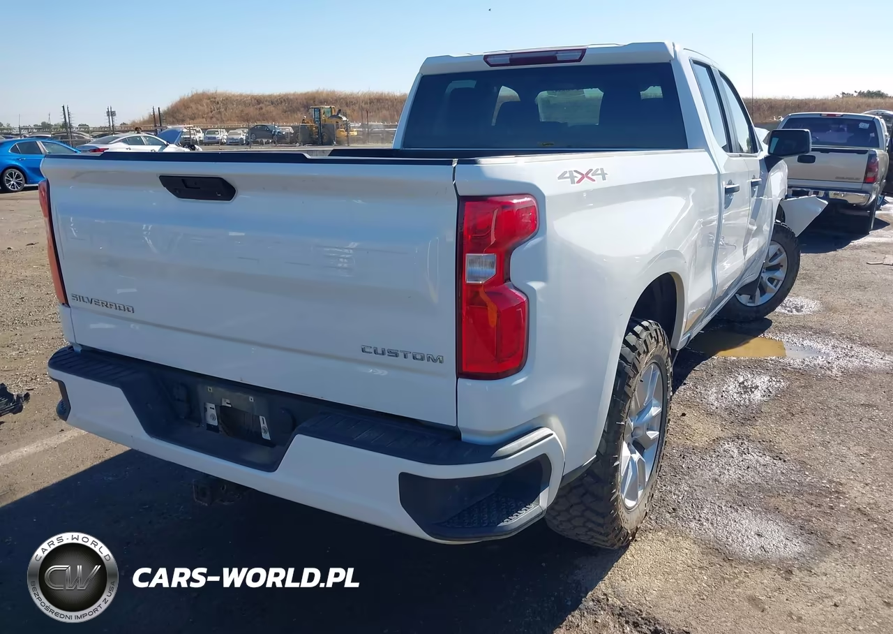 2022 Chevrolet Silverado 1500 Ltd 4Wd Standard Bed Custom VIN:1GCRYBEK9NZ216826 - 4