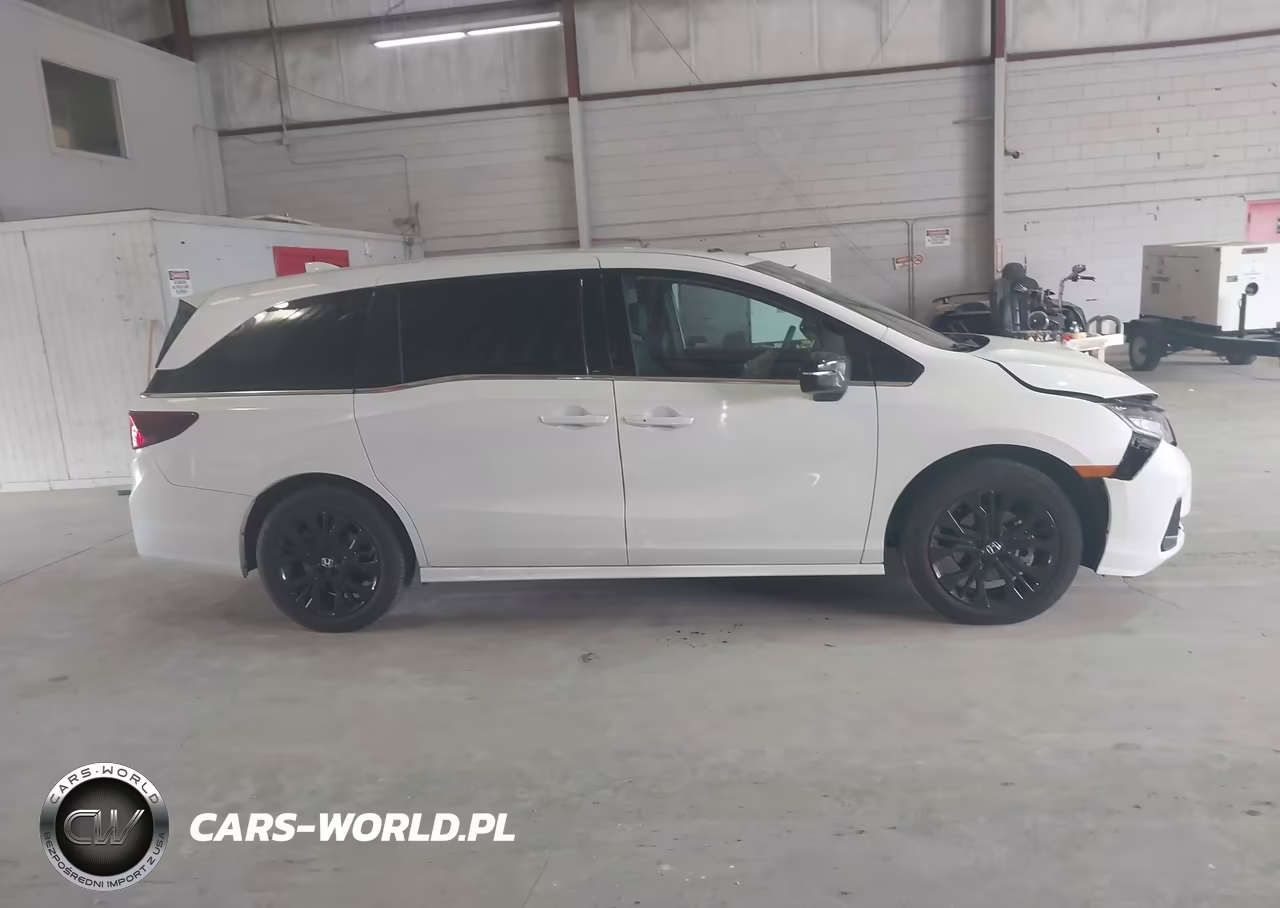 2026 Honda Odyssey Sport-L VIN:5FNRL6H77TB016088 - 13