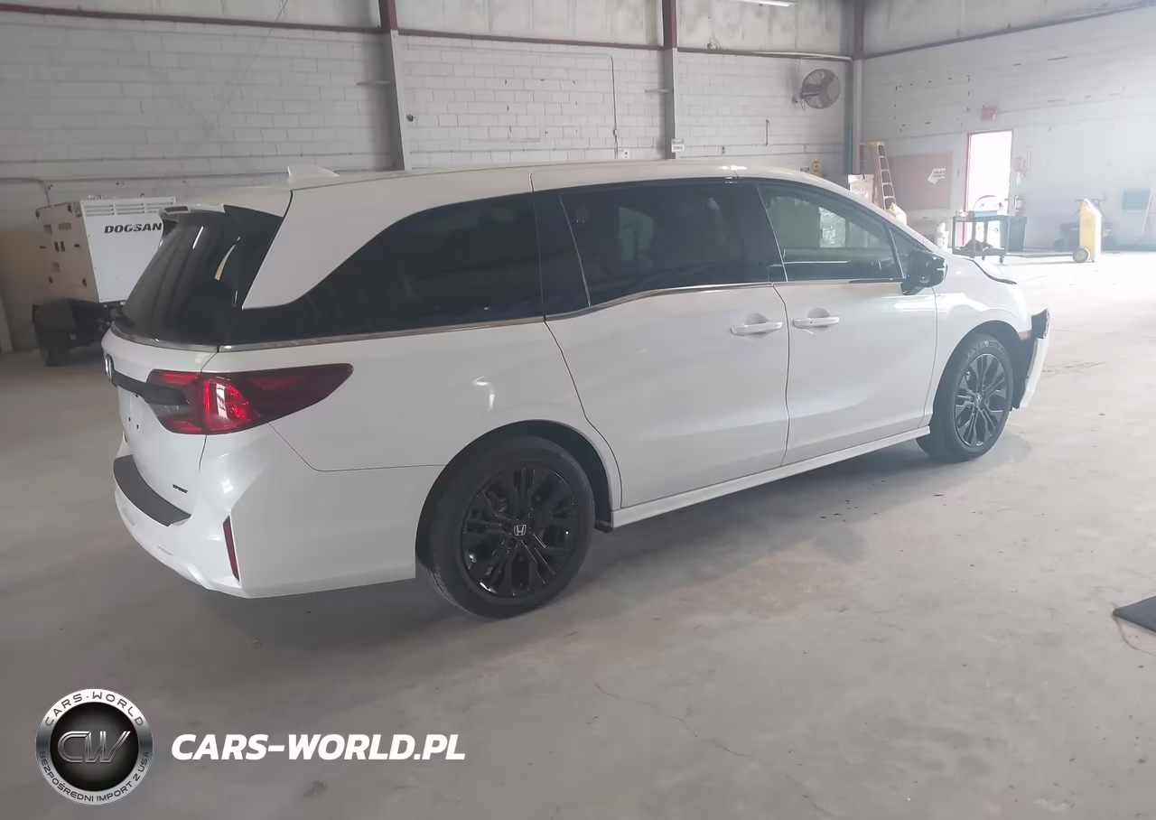 2026 Honda Odyssey Sport-L VIN:5FNRL6H77TB016088 - 4