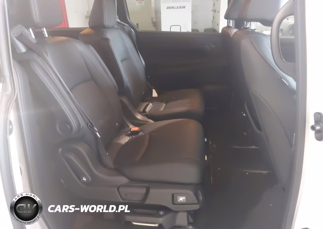 2026 Honda Odyssey Sport-L VIN:5FNRL6H77TB016088 - 8