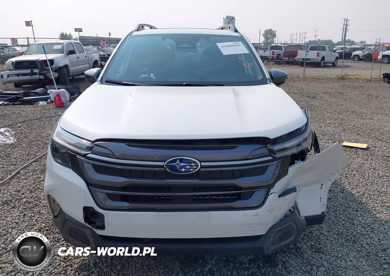 2025 Subaru Forester Limited VIN:JF2SLDRC8SH424150 - 12