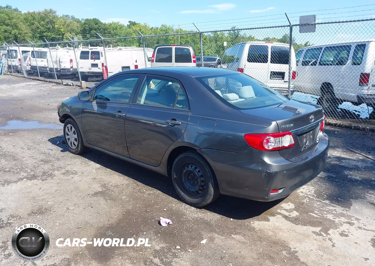 2011 Toyota Corolla Le VIN:2T1BU4EEXBC727017 - 3