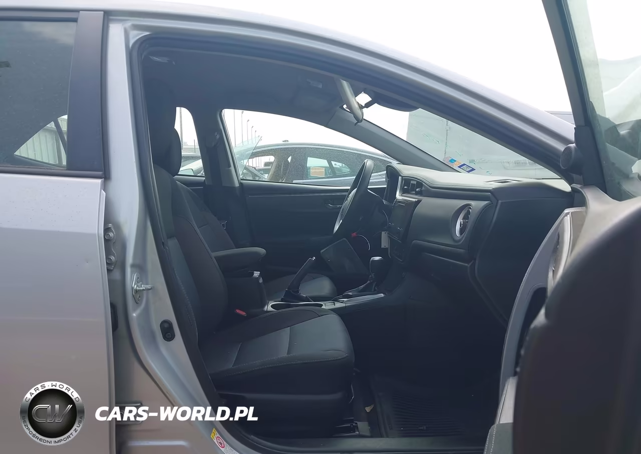 2018 Toyota Corolla Le VIN:2T1BURHE1JC969878 - 5