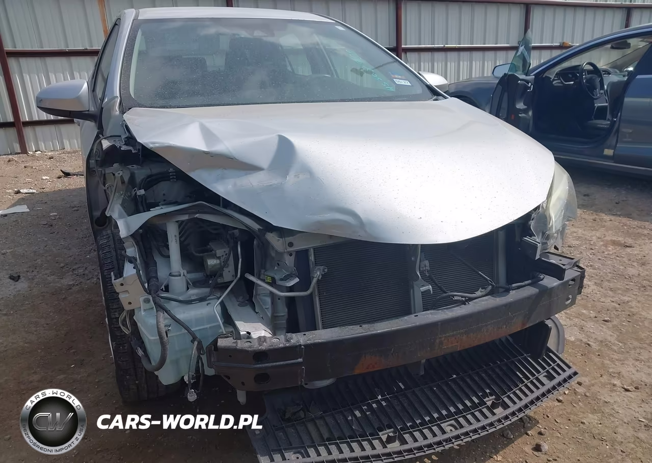 2018 Toyota Corolla Le VIN:2T1BURHE1JC969878 - 6