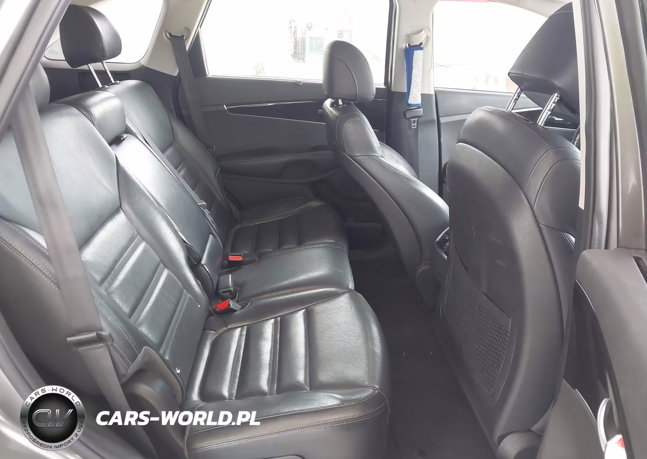 2017 Kia Sorento 2.0T Ex VIN:5XYPH4A11HG190466 - 8
