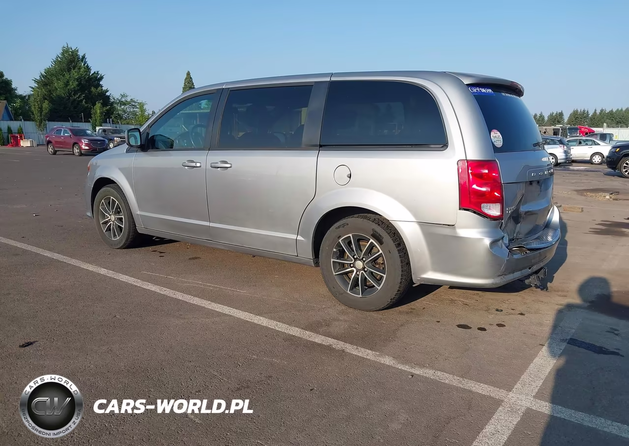 2018 Dodge Grand Caravan Se Plus VIN:2C4RDGBG8JR153232 - 3