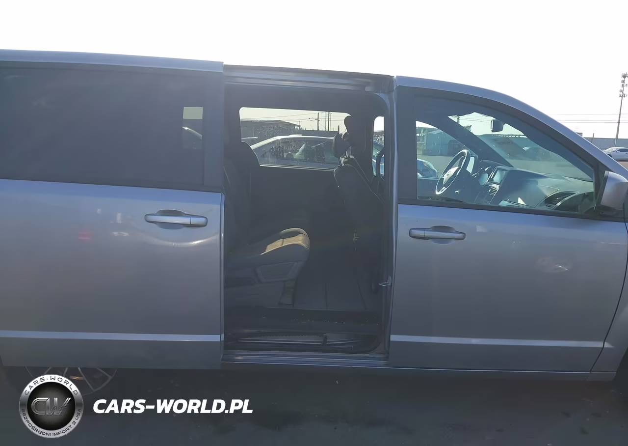 2018 Dodge Grand Caravan Se Plus VIN:2C4RDGBG8JR153232 - 8