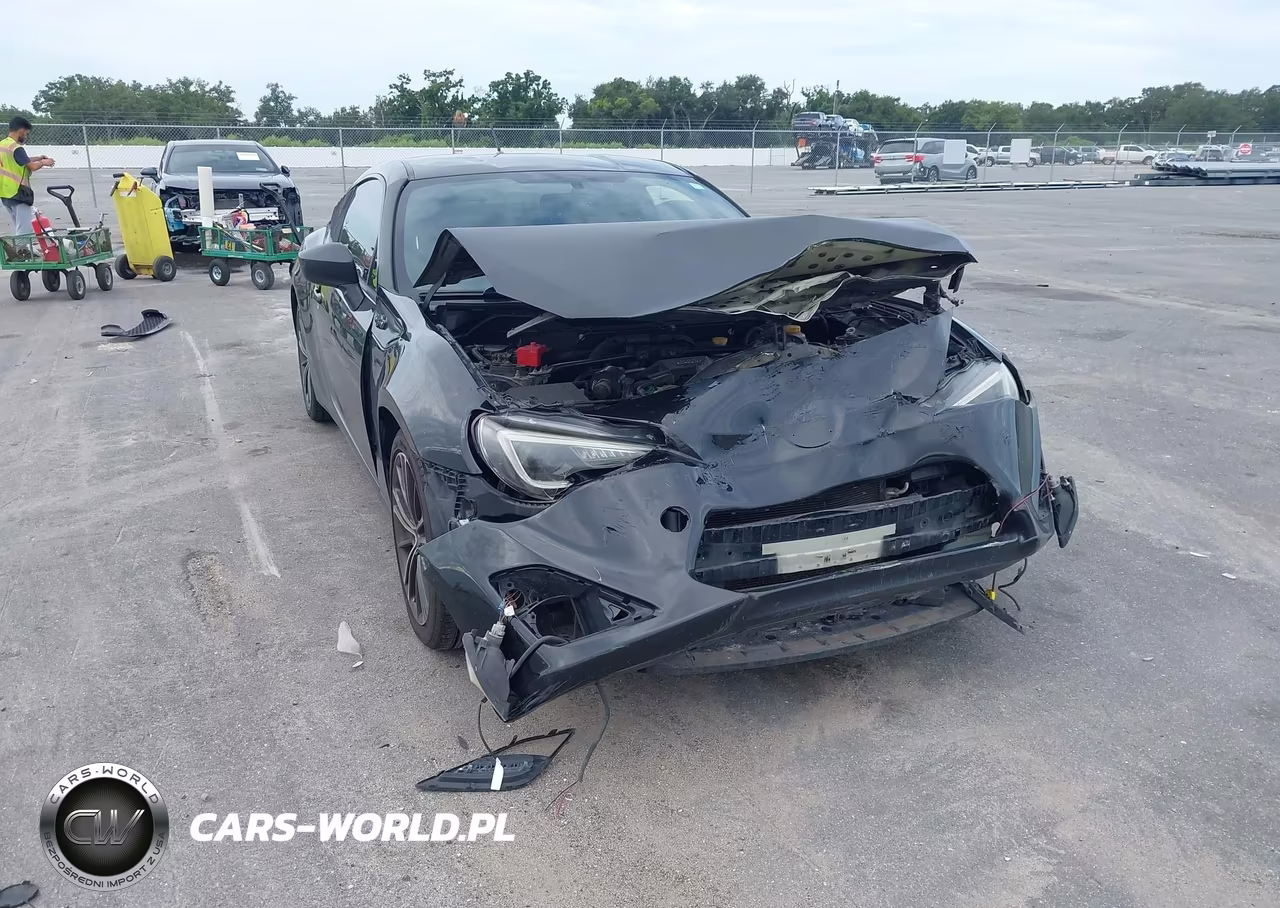 2013 Scion Fr-S – zdjęcie 1 z 17