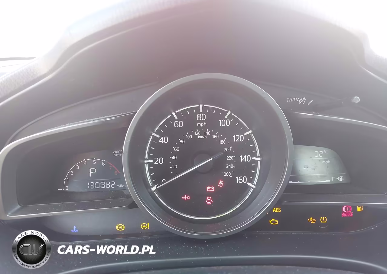 2018 Mazda Mazda3 Touring VIN:3MZBN1V39JM209042 - 7
