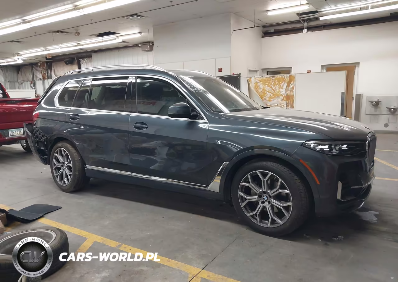 2022 BMW X7 xDrive40I VIN:5UXCW2C03N9K13612 - 14