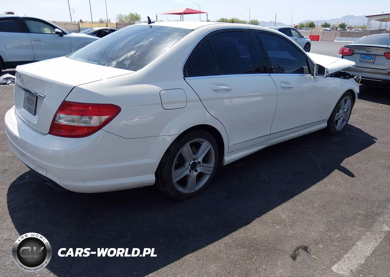 2010 Mercedes-Benz C 300 Luxury-Sport VIN:WDDGF5EB3AR119846 - 4