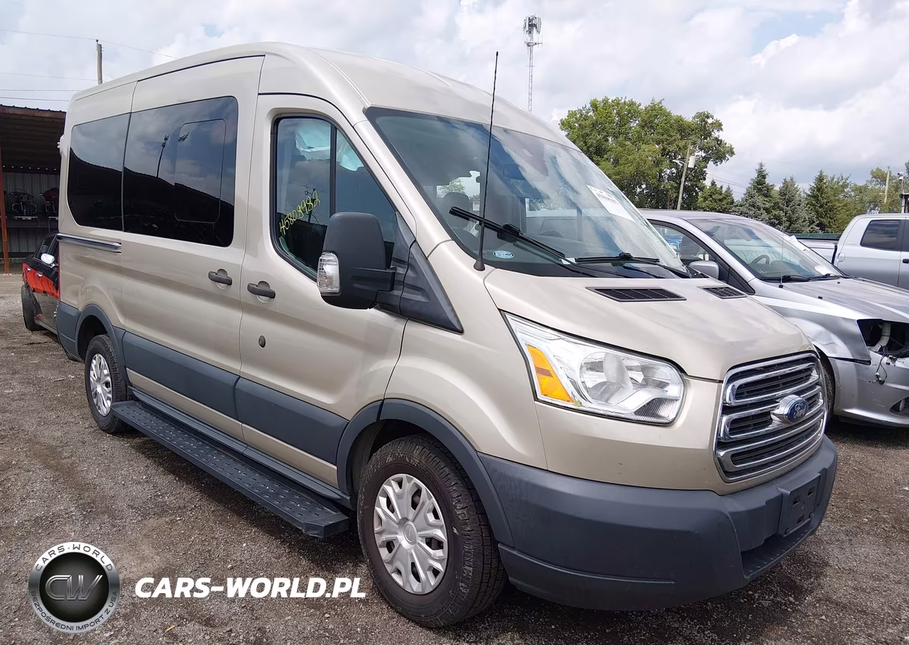 2017 Ford Transit-150 Xlt