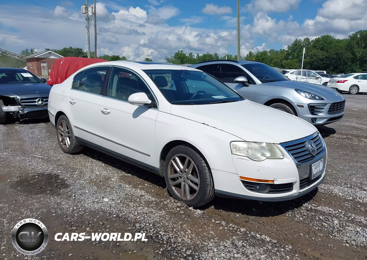 2008 Volkswagen Passat Lux VIN:WVWEK73C38P106363 - 1