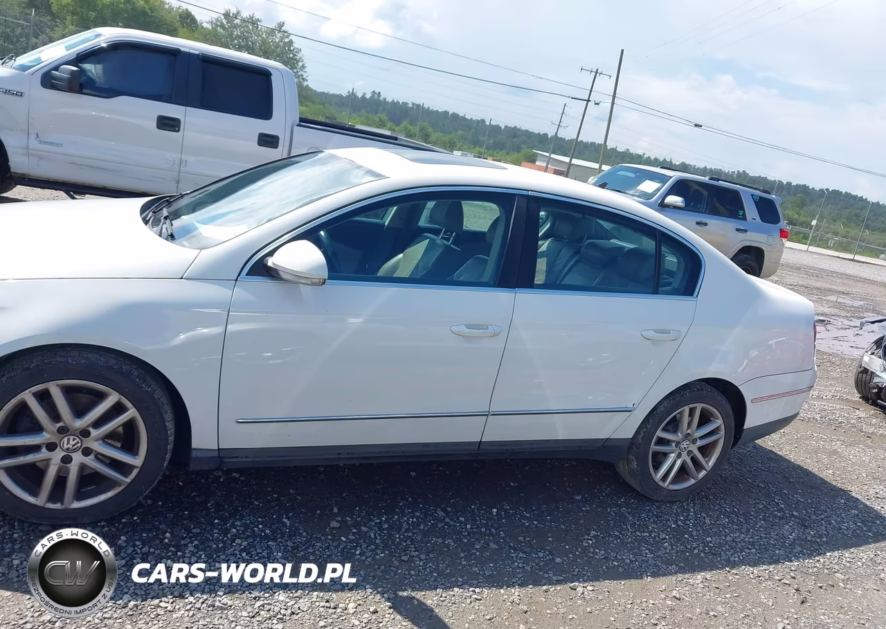 2008 Volkswagen Passat Lux VIN:WVWEK73C38P106363 - 14