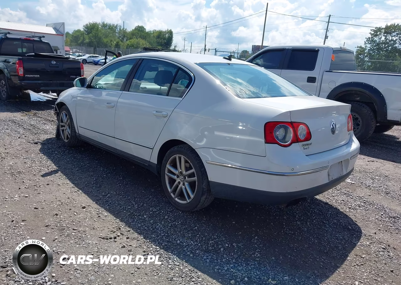 2008 Volkswagen Passat Lux VIN:WVWEK73C38P106363 - 3