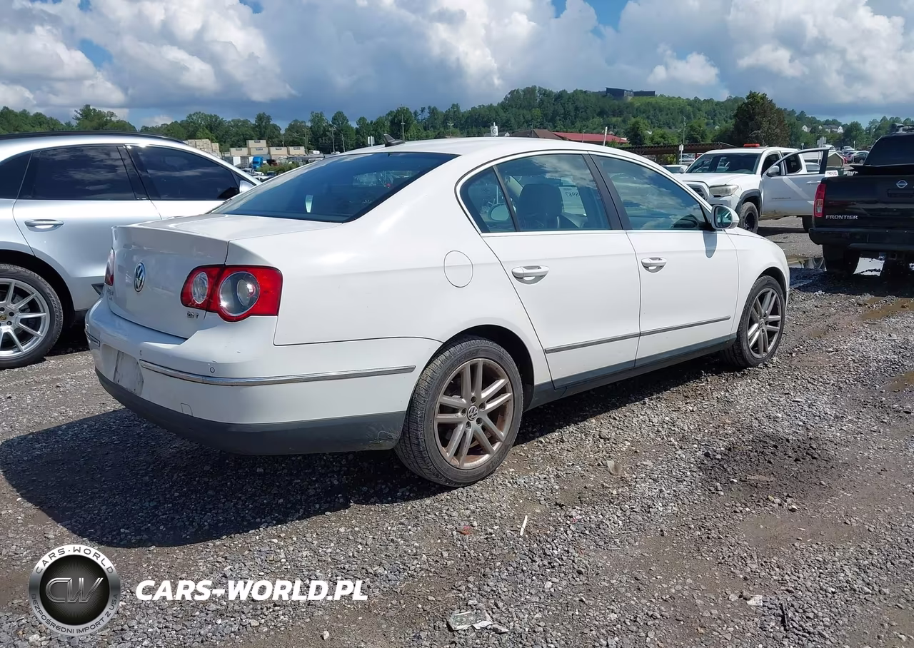 2008 Volkswagen Passat Lux VIN:WVWEK73C38P106363 - 4