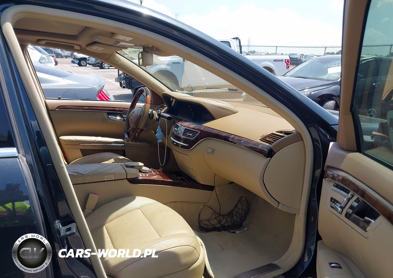 2012 Mercedes-Benz S 550 VIN:WDDNG7DBXCA420195 - 5