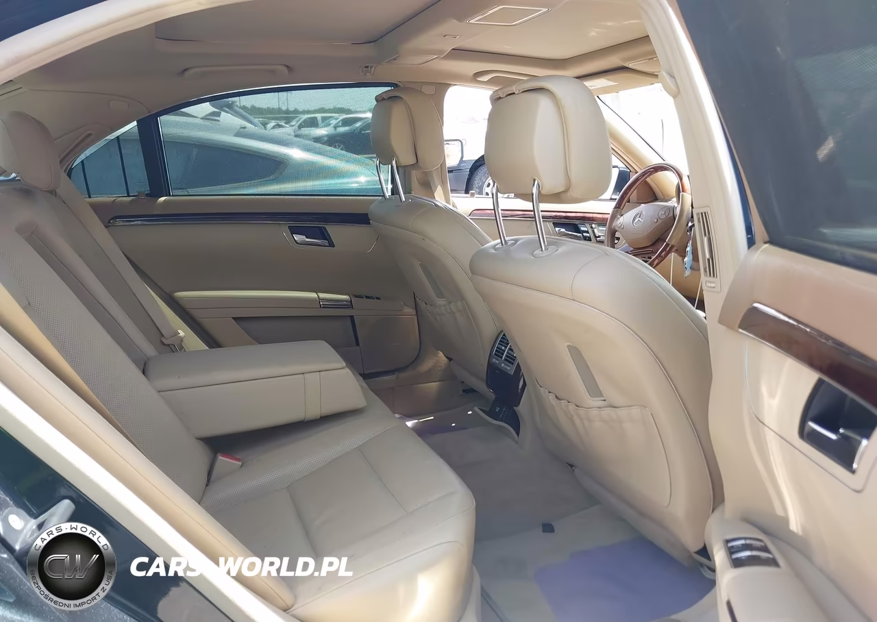 2012 Mercedes-Benz S 550 VIN:WDDNG7DBXCA420195 - 8