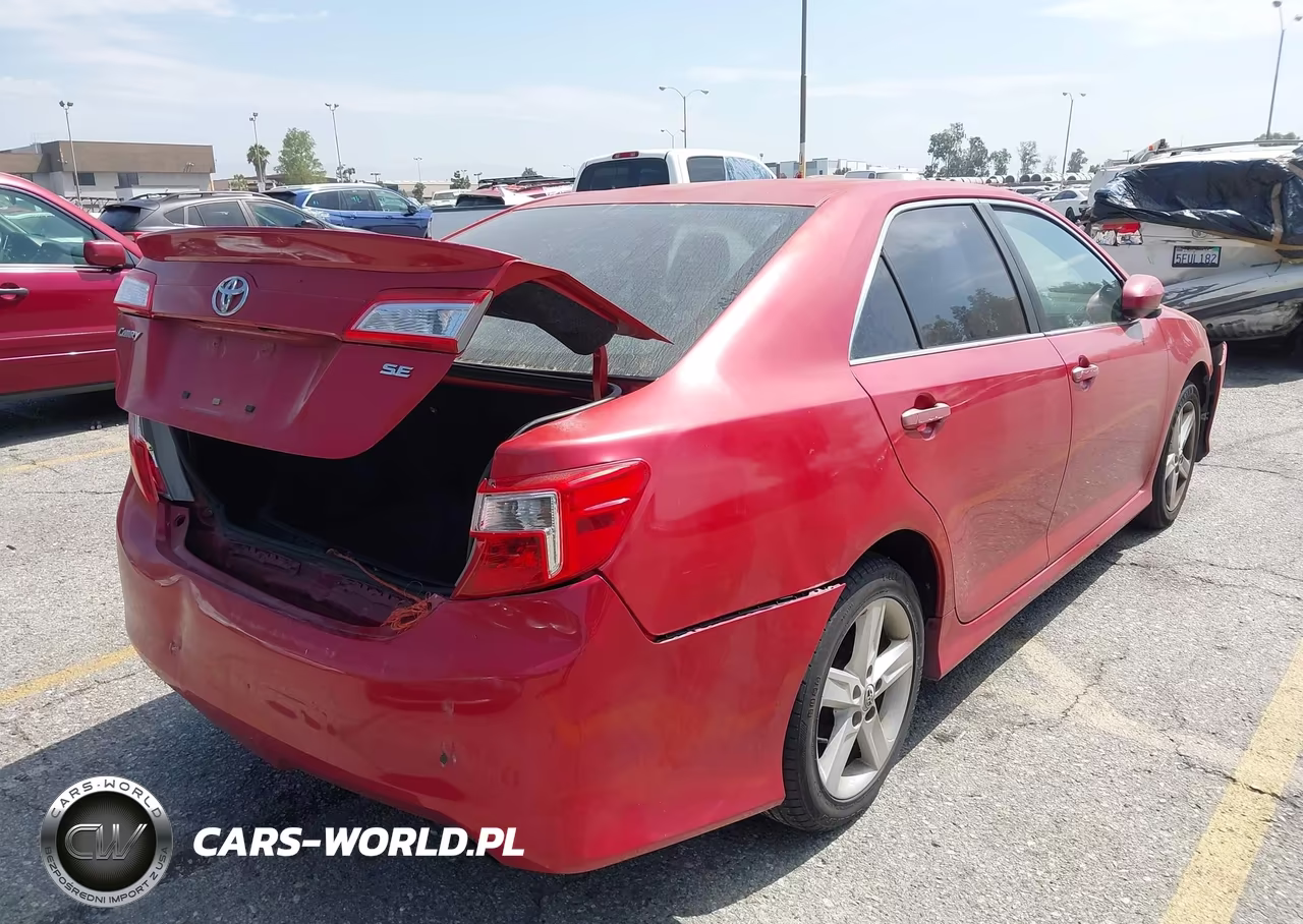 2012 Toyota Camry Se VIN:4T1BF1FK0CU617428 - 4