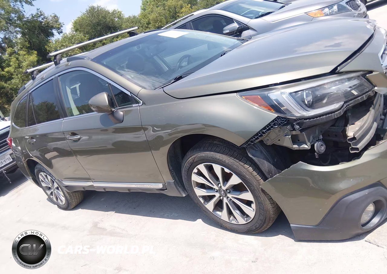 2018 Subaru Outback Touring VIN:4S4BSETC8J3228961 - 13