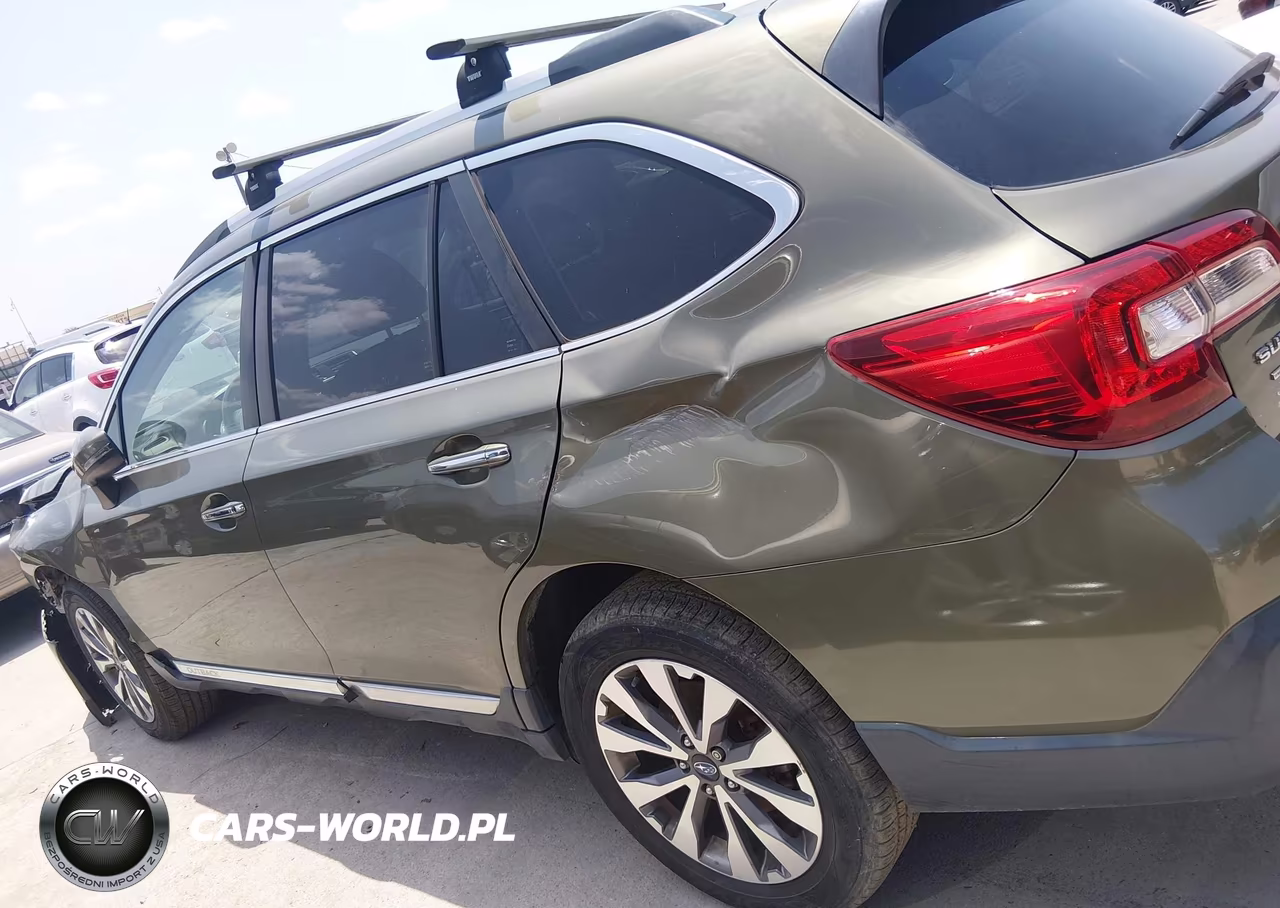 2018 Subaru Outback Touring VIN:4S4BSETC8J3228961 - 14