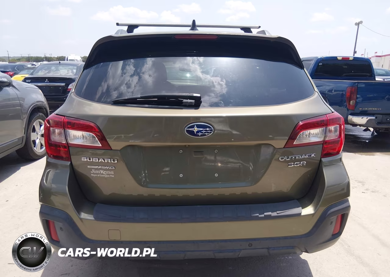 2018 Subaru Outback Touring VIN:4S4BSETC8J3228961 - 16