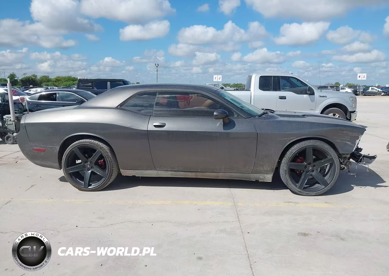 2013 Dodge Challenger Sxt VIN:2C3CDYAG8DH607734 - 13